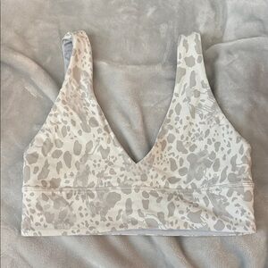 Lululemon align v sports bra